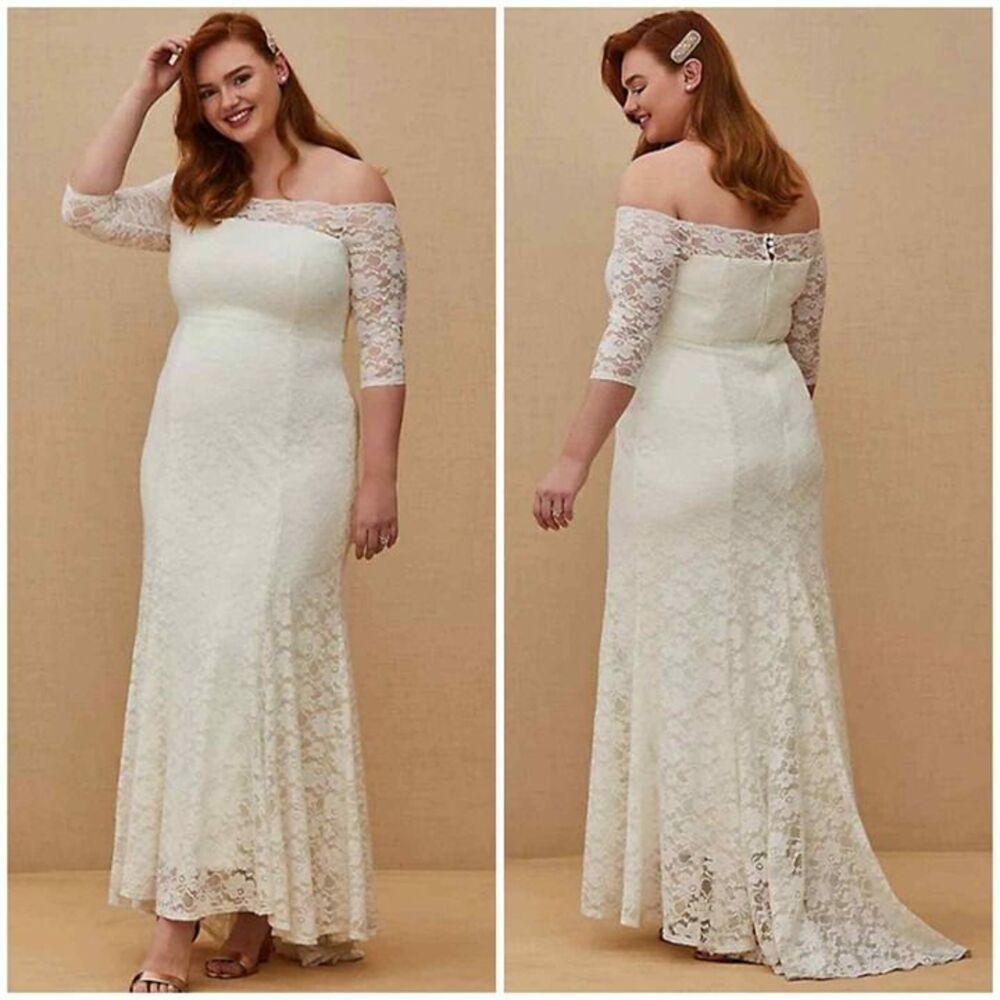 Torrid Ivory Lace Wedding Dress Size 24
